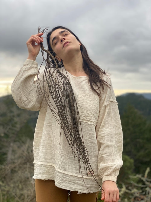 Organic Sustainable Cotton Sweatshirt – Eco-Friendly & Ethical
